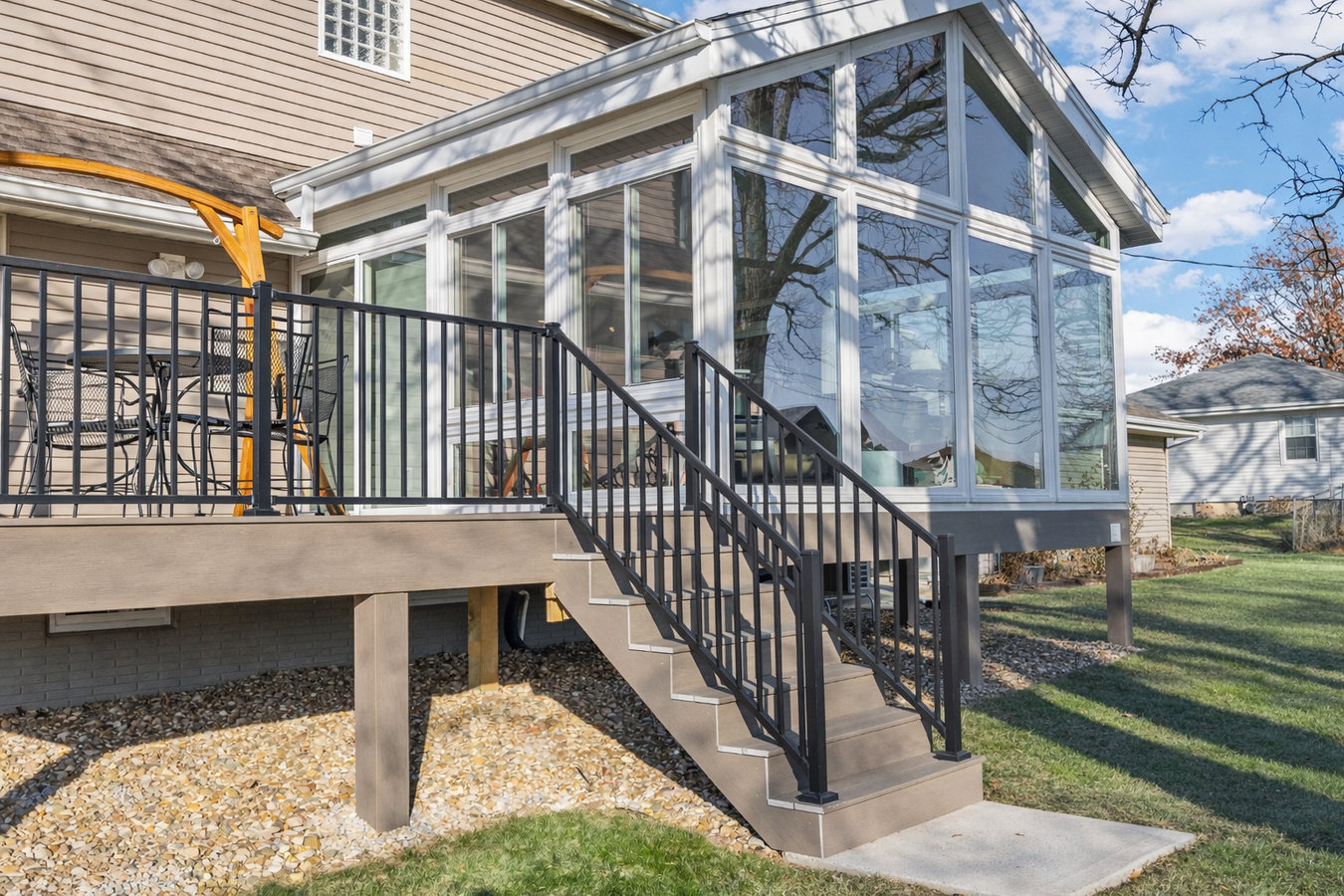 Deck-to-sunroom conversion in Daytona Beach, FL